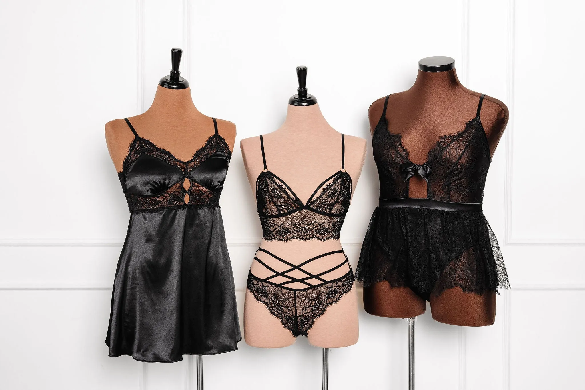 Eyelash Lace Caged Bralette - Navy