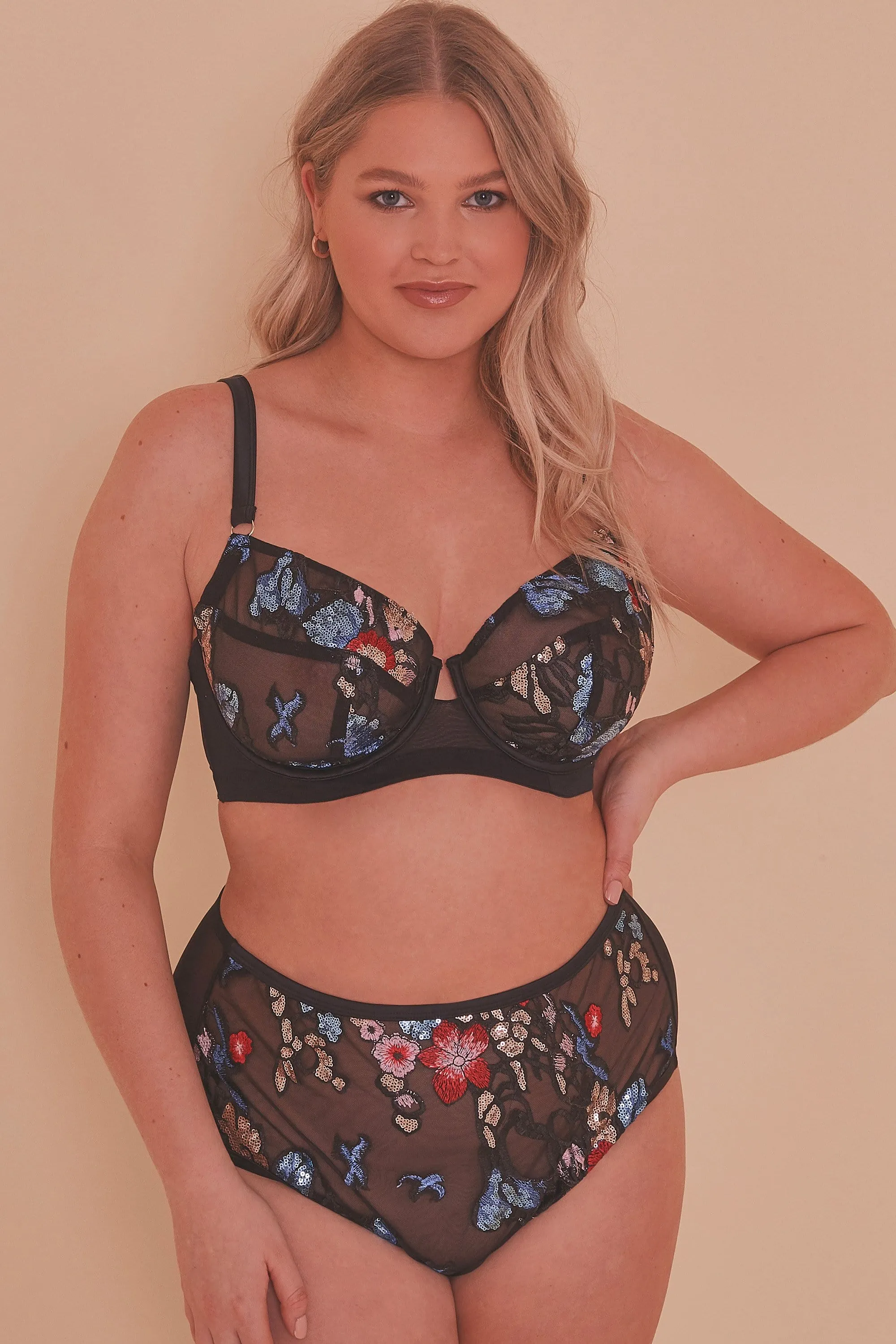 Felicity Hayward Elly Sequin Black Bra Curve