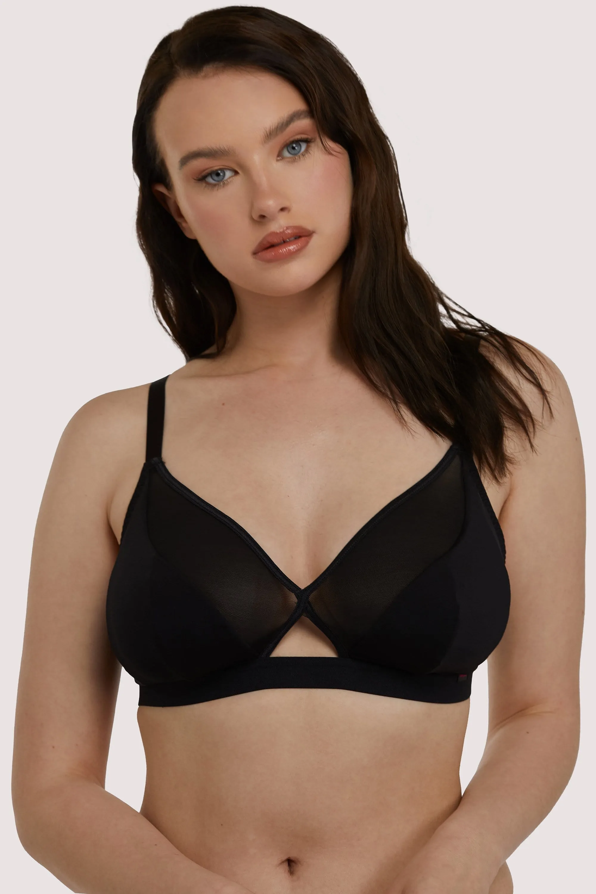 Get Up And Chill Bralette Black