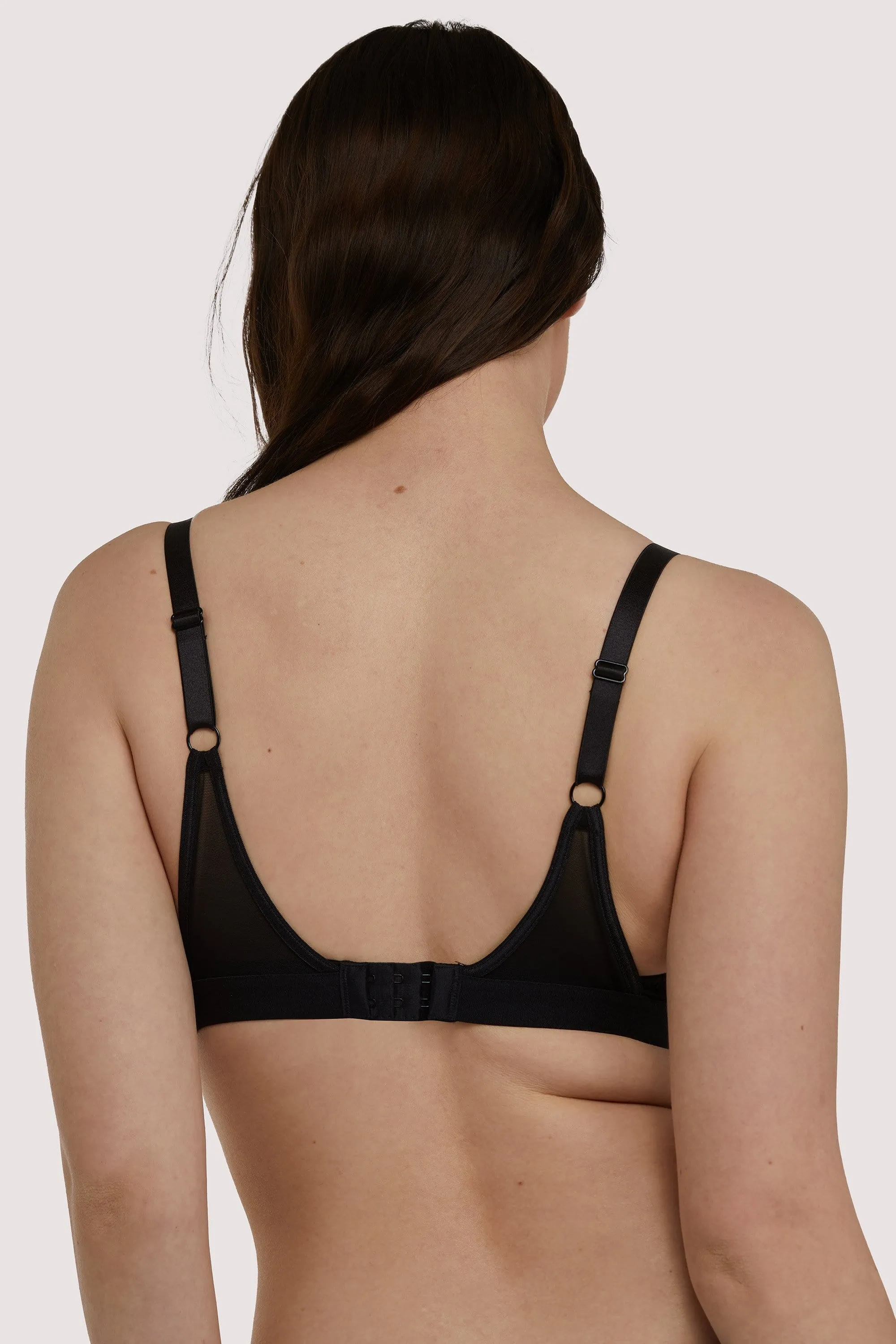 Get Up And Chill Bralette Black