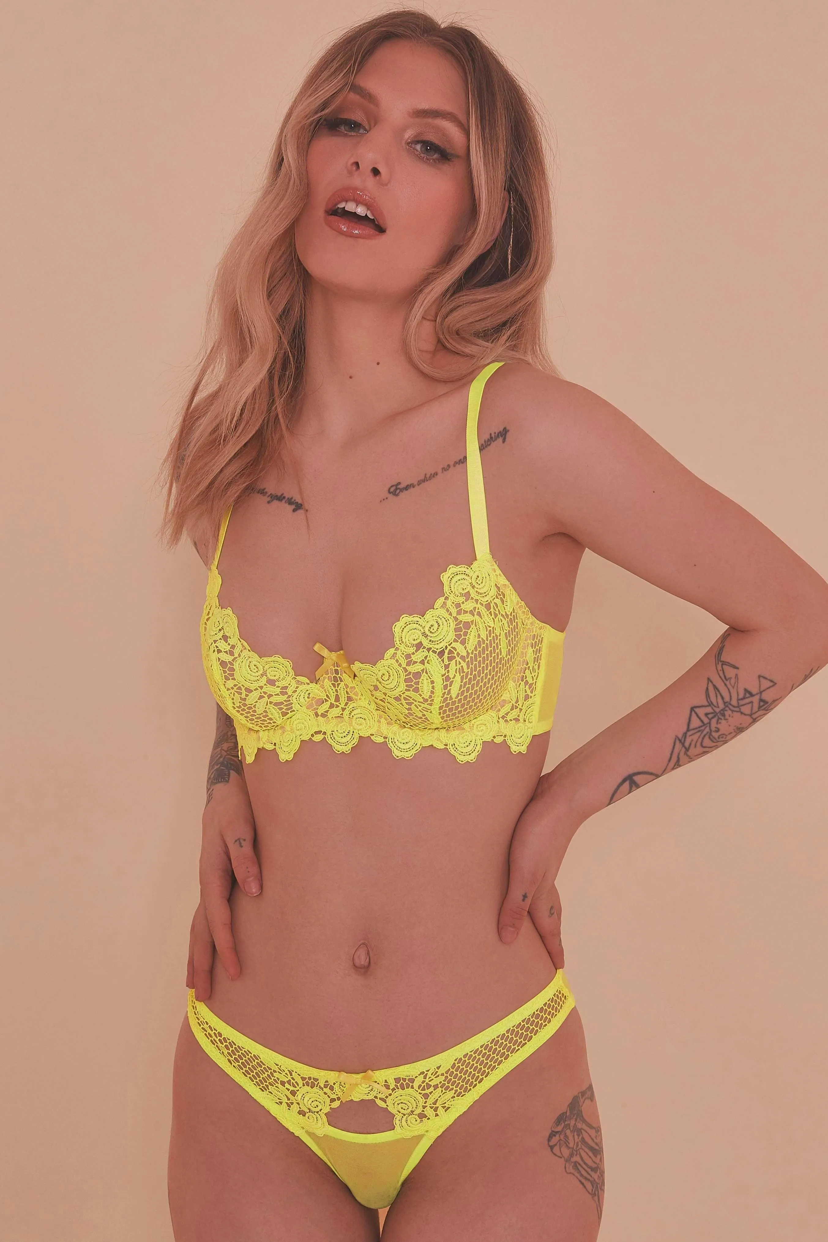 Regalia Xena Neon Rose Bra
