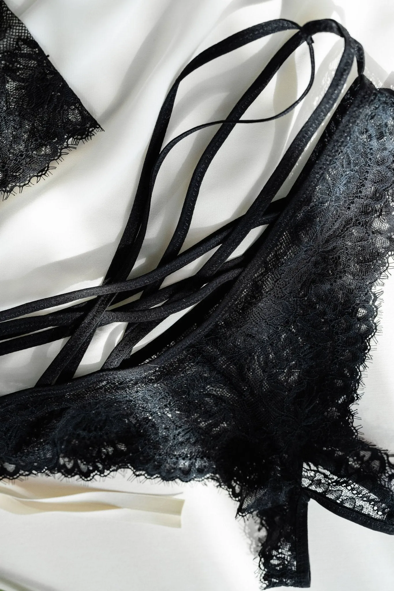 Strappy Crotchless Panty - Black